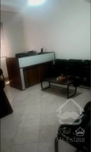 اجاره واحد اداری110 متری(بر خیابان رجایی)