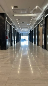 فروش واحد تجاری در مرکز خرید لوکس رونیکامال