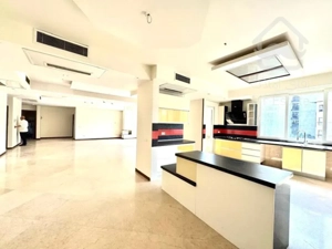 فروش آپارتمان  220متر زعفرانیه