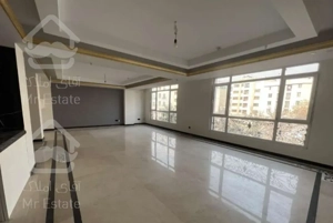 آپارتمان ۱۲۰ متری پاسداران