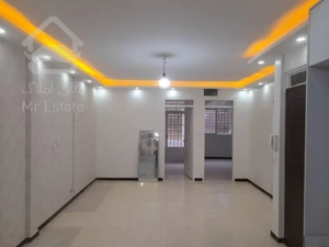 آپارتمان ۶۵متری ۲ خواب، لوکیشن عالی، خوش نقش، سال۷۷