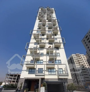 پنت هاوس مجلل دریاچه