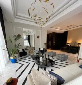 آ‌پارتمان ۲۵۰متری / ملک آباد / برند