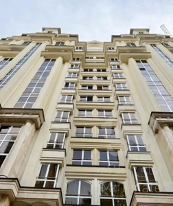 200متر برج با طبقات بالا بدون مشرف