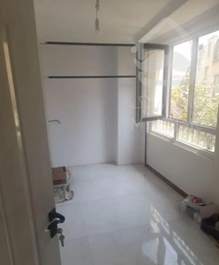 81متر/دو خواب/با اسانسور/تک واحدی