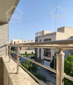 ۳۷۰ متر/لوکیشن خاص کیانپارس شرقی/مناسب ساخت