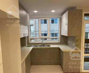 ۷۵ متر /  دوخواب / پارکینگ / انباری / ۱۸ ساله