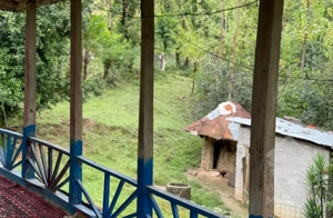 ویلای چوبی دوطبقه در جاده ماسوله، روستای شولم