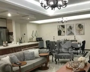 ۳خواب ۱۳۵متری طبقه اول پارکینگ سندی