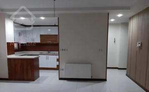 فروش واحد صنایع دفاع /پارکینگ دار /ویو فضای سبز