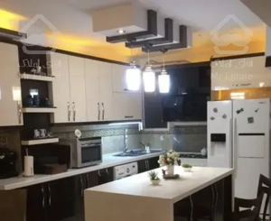 ١٣٠ متر/تکواحدى/بازسازى شده/٢ پارکینگ/رامین