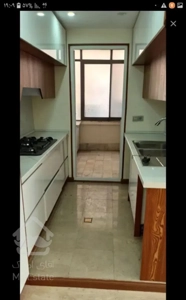 آپارتمان ۱۰۰ متری دو خوابه شهرک محلاتی