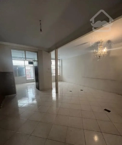 ۸۰ متر دارای قدرالسهم هفت تیر