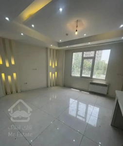 ۱۴۵ متر ۳ خواب ۲ پارکینگ