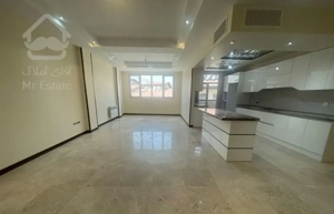 کوهک شرقی ۱۴۰متر ۳خواب مستردار نوساز طبقه آخر