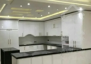 واحد به شیرینی عسل/ کلید نخورده/ دریاچه چیتگر