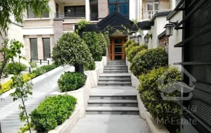 آپارتمان ۱۶۷ متری ۳ خواب قیطریه کلیدنخورده