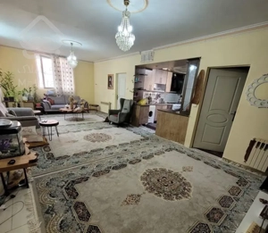 ۸۶ متری ۲ خوابه طبقه ۳ در شهران شمالی.فروش