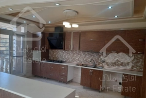 ۱۰۵ متری . دوخواب . بلوار کمالی شرقی پونک .