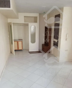 اجاره ۵۰ متر طبقه اول مترو شریف(اجاره ۶ ماهه)