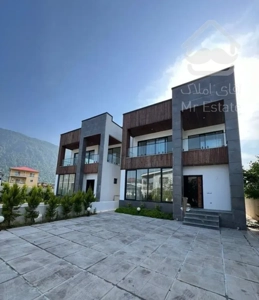 400 متر ویلا نوساز شهرکی /منطقه سیسنگان/سنددار