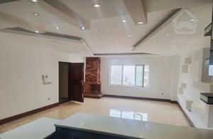 اپارتمان ۱۳۰متری خ ازادی