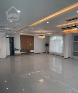 فروش آپارتمان ۲۵۰ متری ۳ خوابه طبقه ۱ در رضاشهر