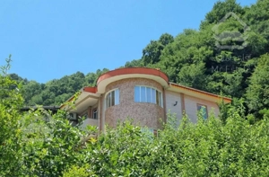 اجاره روزانه واحد تمیز دوخوابه باچشم انداز