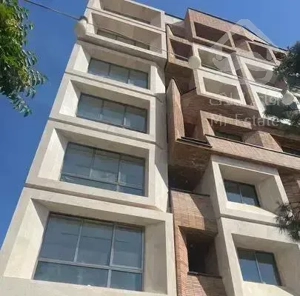 ۲۳۵ متر، بسیار خوش نقشه، اول هنرستان