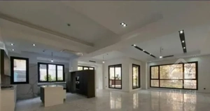 ۱۶۳مترنوساز/زیر قیمت منطقه/فوری/غرق نور جنوب