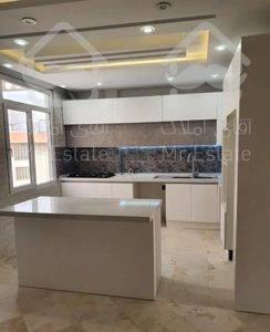 ۱۴۰متر اقدسیه گلزار/۲پارکینگ/نوسازی شده