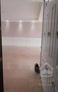 آجودانیه ۲۴۲ متر ۴ خواب ۴ پارکینگ سندی