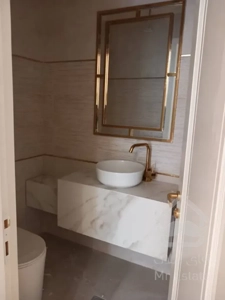 فروش 107 متر مسکونی هروی