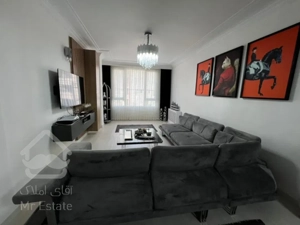 فروش واحد نور مستقیم تاپ لوکیشن ۹۰متر