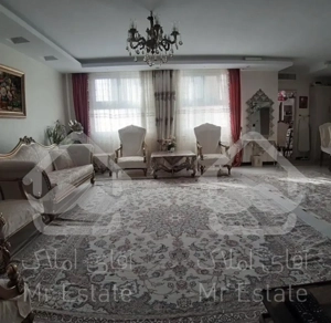 ۸۲متر فول امکانات سالن پرده خور