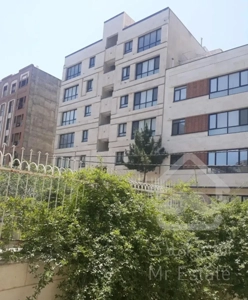 فروش آپارتمان ۱۳۶ متری تکواحدی ۳خوابه انباری۲۰متری