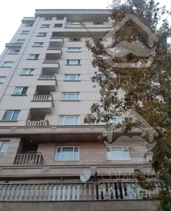 148 متر آجودانیه استخر دار بدون مشرف قابل تبدیل