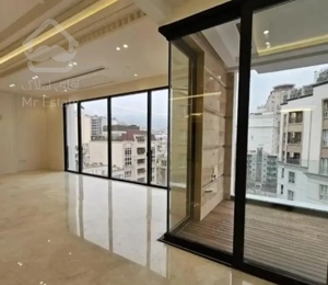 فرمانیه 250 متر / دو جهت نور / تراس قابل چیدمان