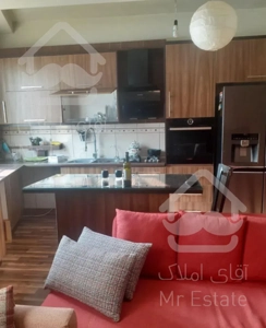 ۶۰ متری رو به آفتاب هایپر استار