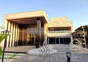 600 متر باغ ویلا لوکس و نوساز در ملارد ویلا شمالی