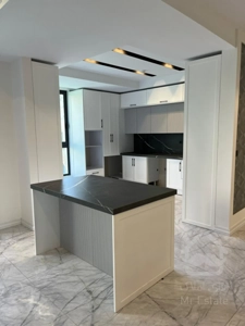 فروش 80 متری اختیاریه