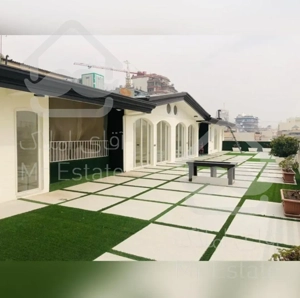 220 متر تاپ لوکیشن دروس