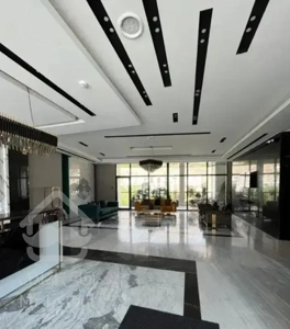 اخرین واحد قیمت سال قبل / ۱۳۰ متر فول امکانات