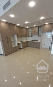 145متری تک واحدی کلید نخورده دو پارکینگ سندی