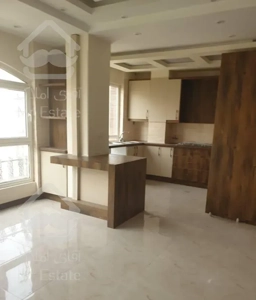 84متر دوخواب پارک شهرآرا