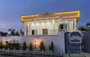 ویلا نیم پیلوت ساحلی