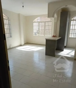 ۱۶متری‌اول/فرهاد‌حسینی/۹۰متر،با پارکینگ و انباری