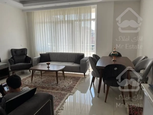 ۸۲متر/سالن پرده خور/کم واحد/تاپ لوکیشن