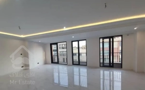 فرمانیه ۱۵۳متر۳خوابه تک واحدی تاپ لوکیشن دوطرف نور