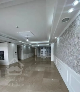 ۱۸۵ متر ۳ خواب ۲ پارکینگ سندی/شخصی